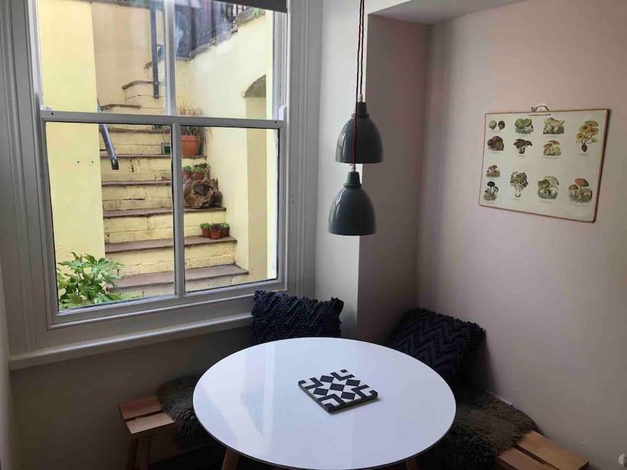 Beautiful, Well Positioned Flat In Clifton Wood Bristol
