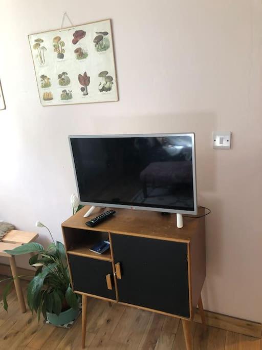 Beautiful, Well Positioned Flat In Clifton Wood Bristol