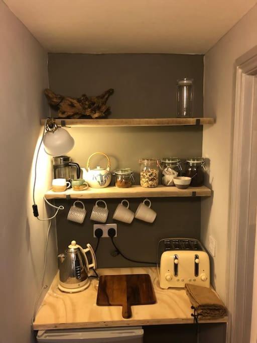 Beautiful, Well Positioned Flat In Clifton Wood Appartamento *