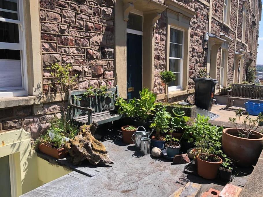 Beautiful, Well Positioned Flat In Clifton Wood * Bristol