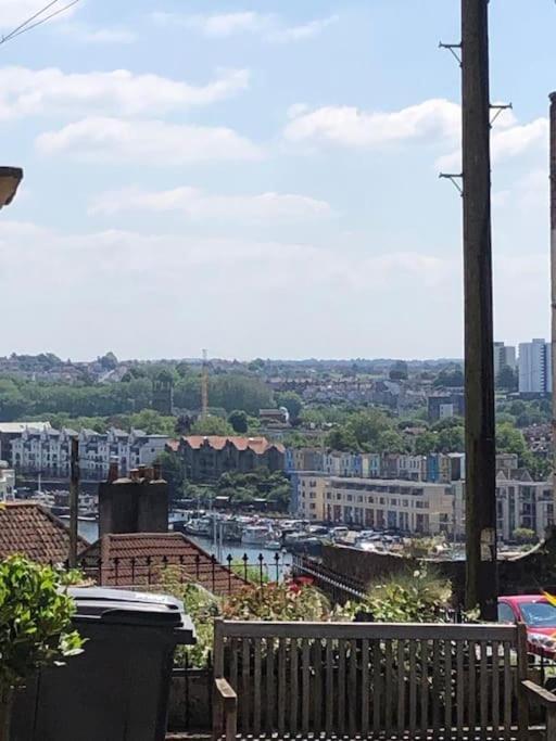 Beautiful, Well Positioned Flat In Clifton Wood